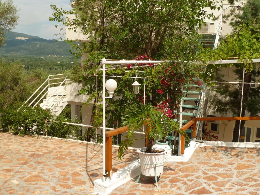Heras Garden Васілікі Екстер'єр фото
